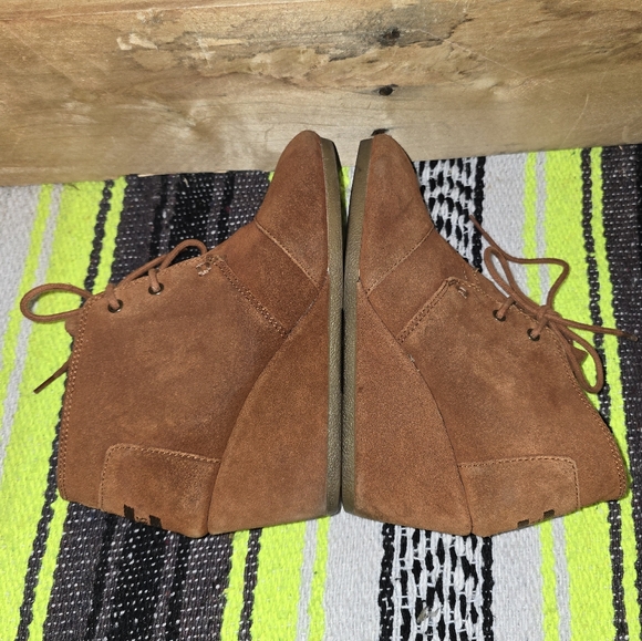 Women's Brown Suede Wedge Ankle Boots Size:6 - Picture 2 of 5
